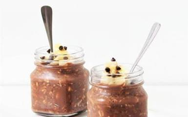 Chocolate Banana Overnight Oats