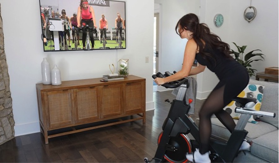 Stationary bike 2025 classes online