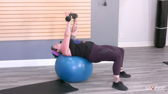 15-minute stability ball sculpt workout