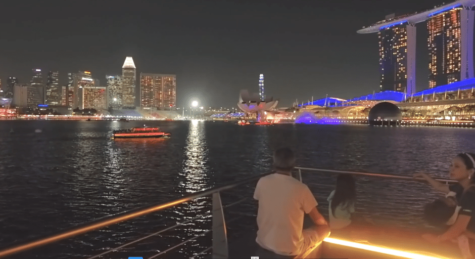 Virtual Cycle Ride - Singapore at Night - Christmas