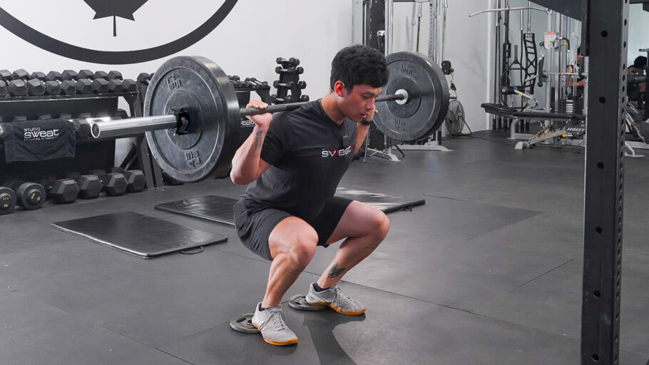 old school, no-nonsense training Hard Leg Day Loading